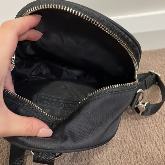 Nautica Black side bag - Picture 4 of 4